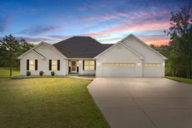 26320 Lake Run Dr, Warrenton MO, 63383