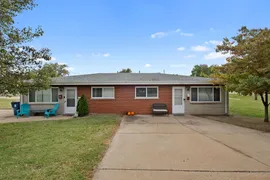 4124 Cypress Rd, Saint Ann MO, 63074